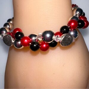 Red & Black Pearl Twisted Beaded Bracelet